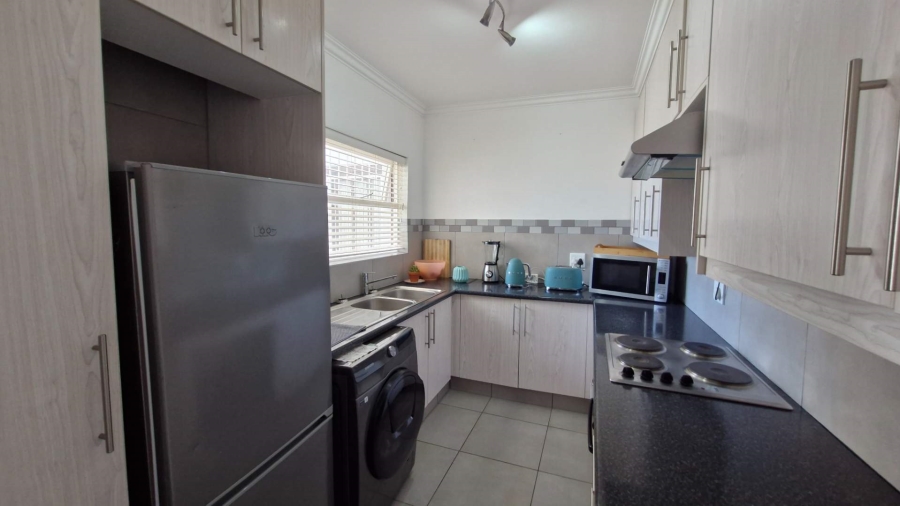To Let 1 Bedroom Property for Rent in Fish Hoek Western Cape